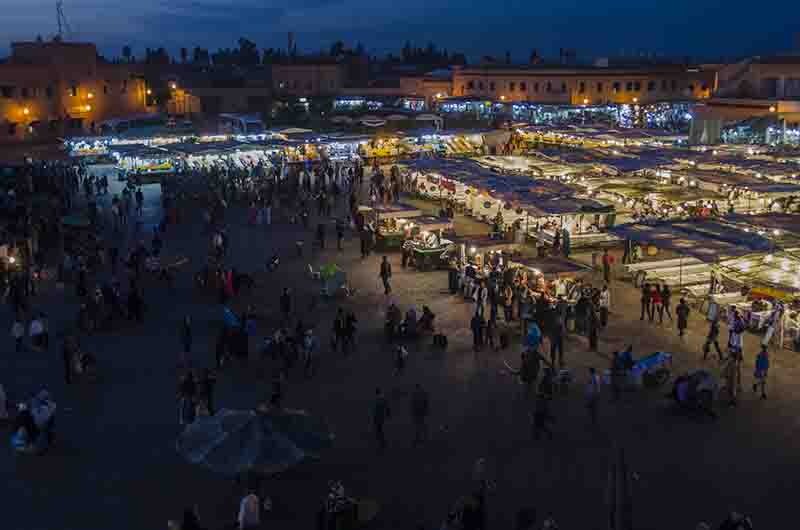 27 - Marruecos - Marrakech - plaza Jamaa el Fna - imagen nocturna